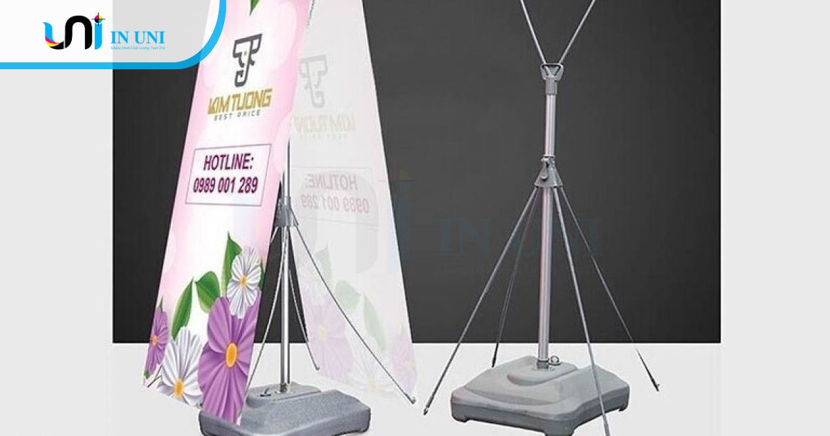 Standee đế nước - size standee